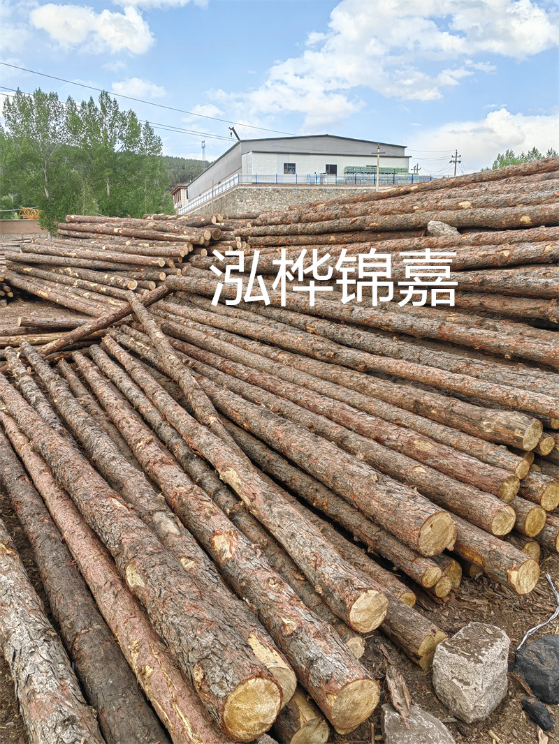 松木樁防腐施工圖片-保護環(huán)境，延長使用壽命
